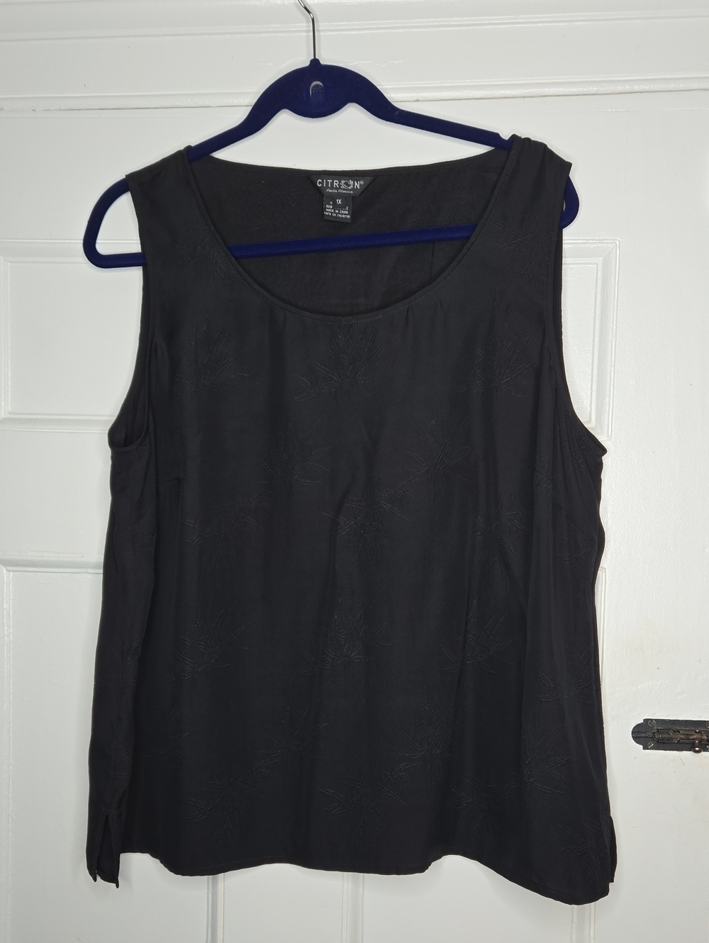 Citron Black Scoop Neck Tank Top, Size 1X
